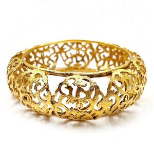 Chanel Vintage Elegant Gold CC Filigree Bracelet Bangle‎